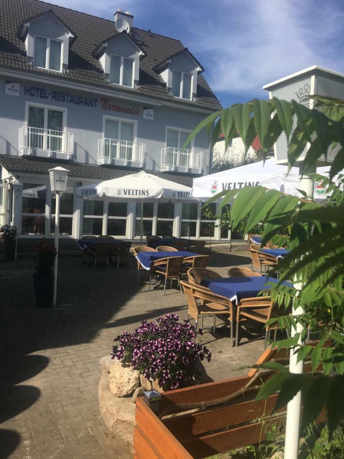 Hotel Restaurant Normandie Schildow Dış mekan fotoğraf
